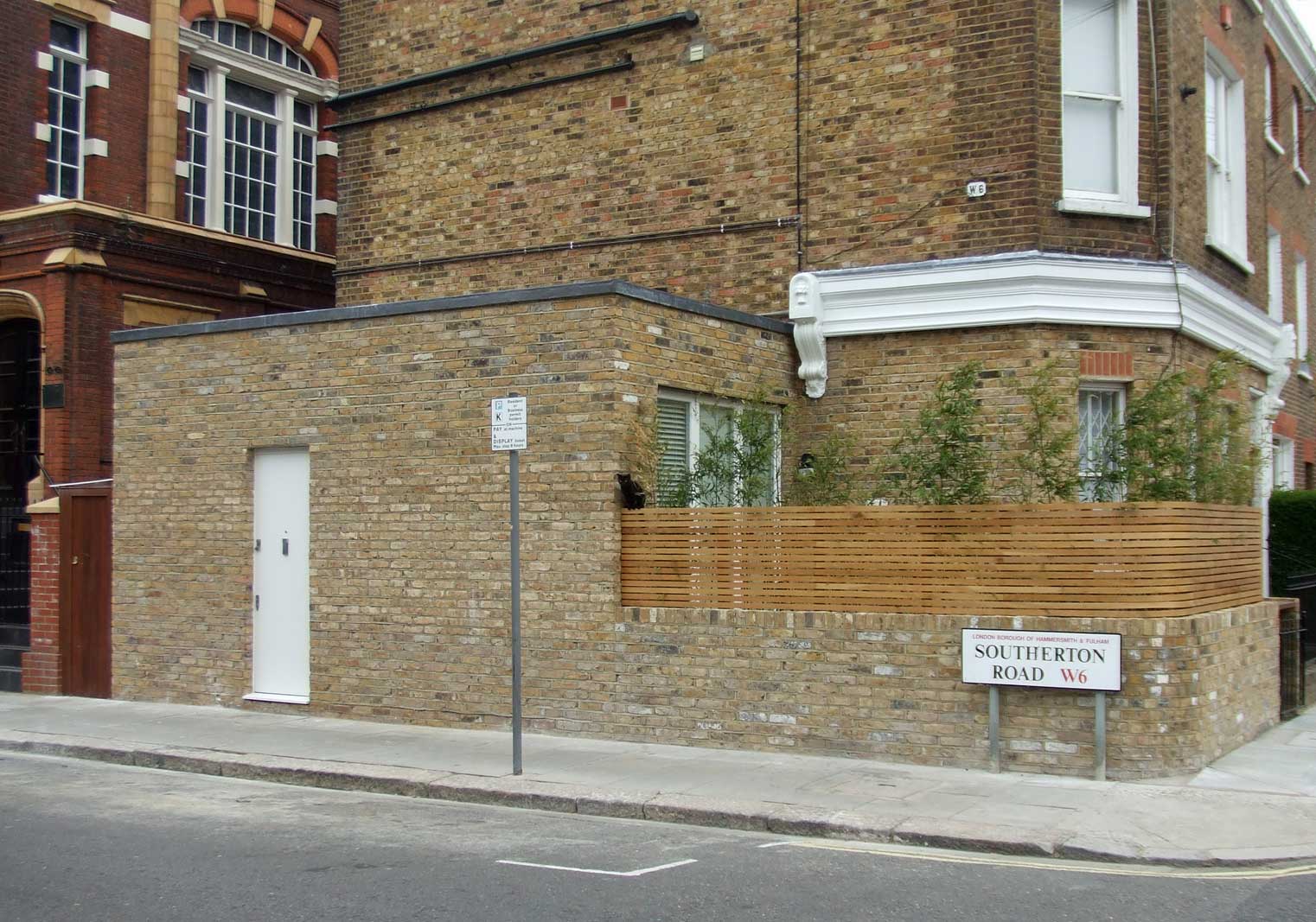 W6 Micro House, London - Designed by ATELIERwest Ltd. 8