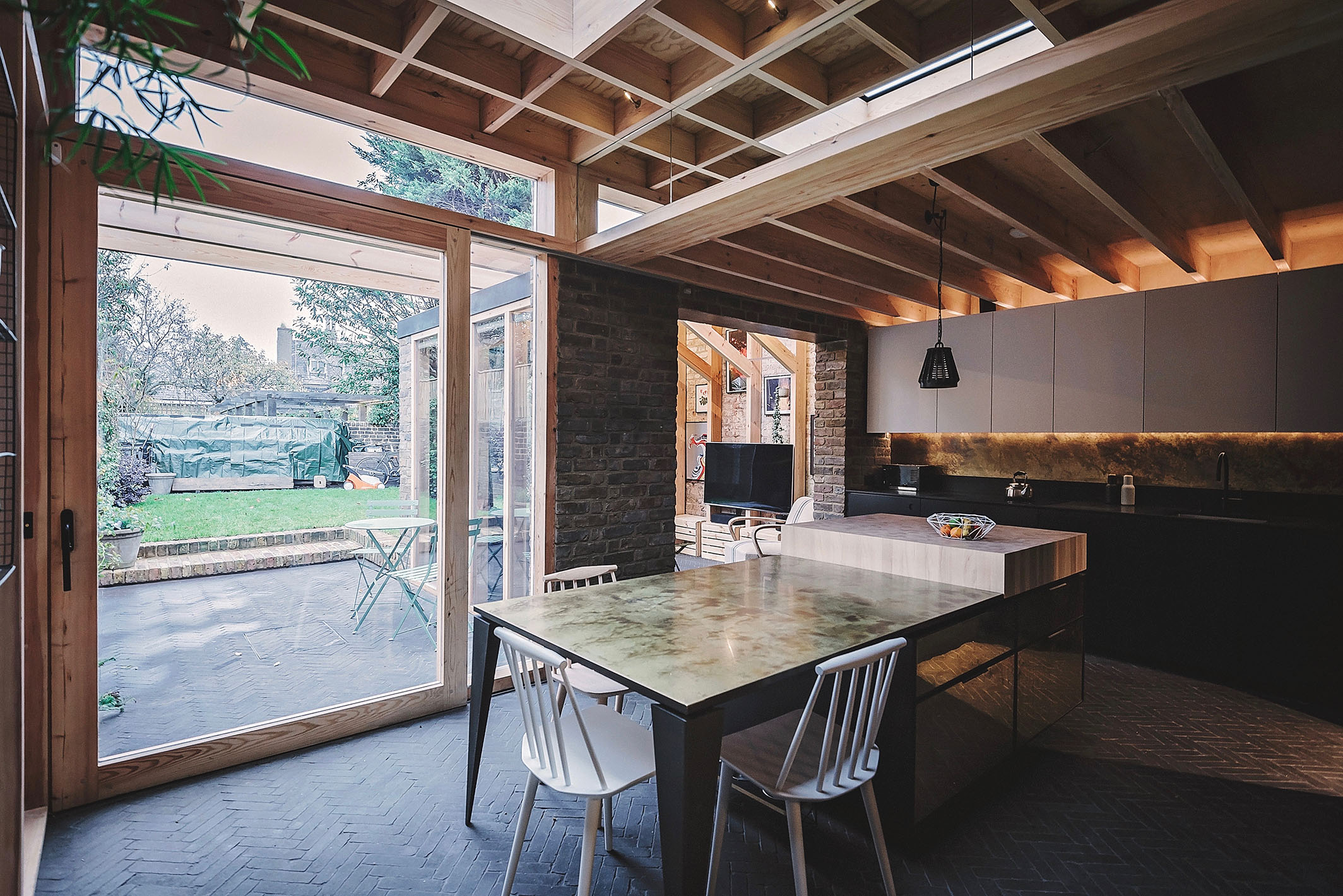 Kew House - Designed by ATELIERwest Ltd. 2